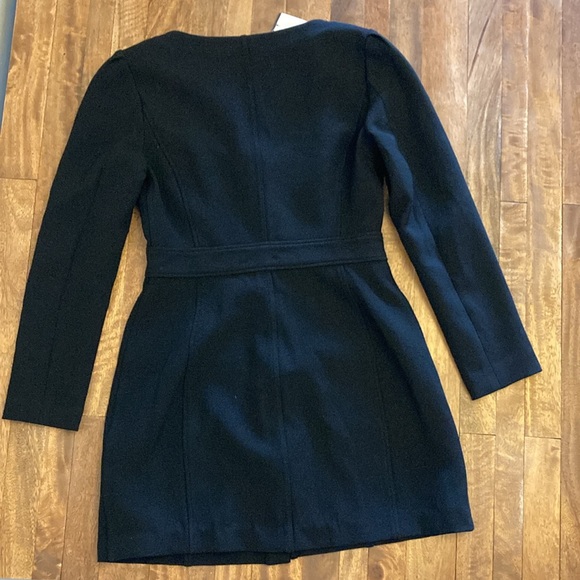 ALC Ivy Dress in black ponte knit - New with Tags & extra button packet - Size 6 - Picture 6 of 7